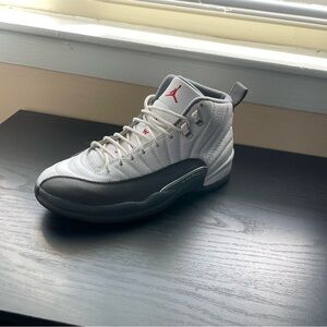 Jordan Retro 12 “ Dark White Grey”